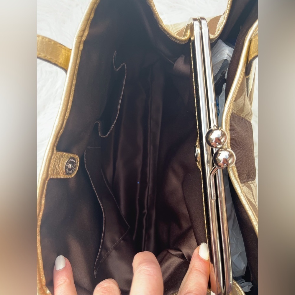 Coach SIgnature Handbag Purse Large "C" Satchel Tote Gold Tone Trim w/ Hangtag - Picture 5 of 14